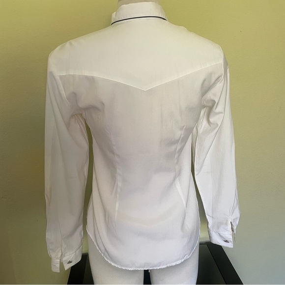 Vintage Embroidered Button Down​ - Picture 2 of 11